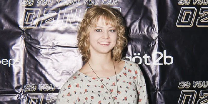 Lauren Froderman on Wiki